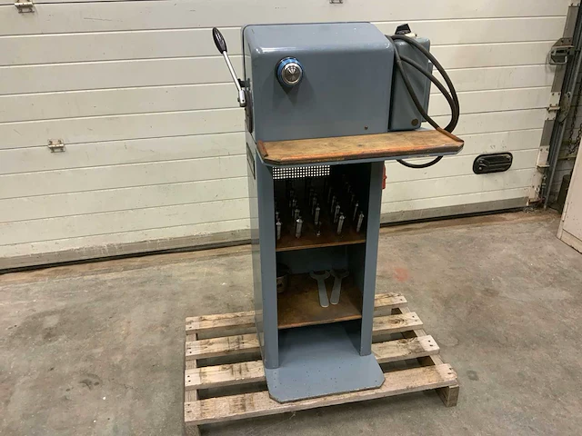 Somab 135a polijstmachine - afbeelding 1 van  11