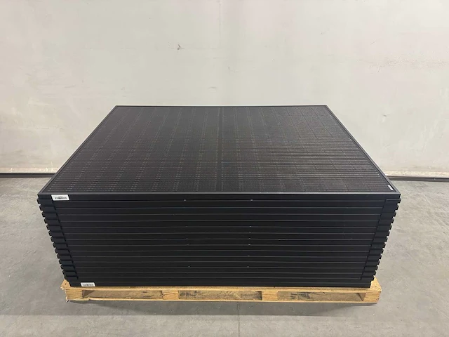 Sonnenstromfabrik - set van 16 zonnepanelen (350 wp) met solax x1 5.0 t-d omvormer (1-fase) 5 kw - afbeelding 2 van  10