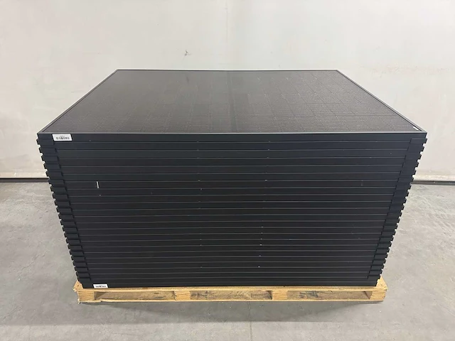 Sonnenstromfabrik - set van 24 zonnepanelen (350 wp) met sungrow sg8.0 rt premium omvormer (3-fase) 8 kw - afbeelding 3 van  10