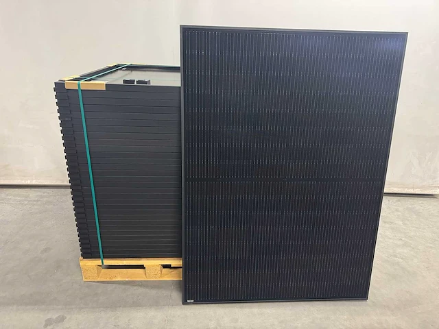 Sonnenstromfabrik - set van 36 zonnepanelen (350 wp) met sungrow 12.0k omvormer (3-fase) - afbeelding 5 van  12