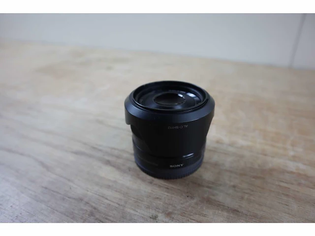 Sony - 35mm - f1.8 oss - lens - afbeelding 3 van  5