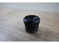 Sony - 35mm - f1.8 oss - lens - afbeelding 3 van  5