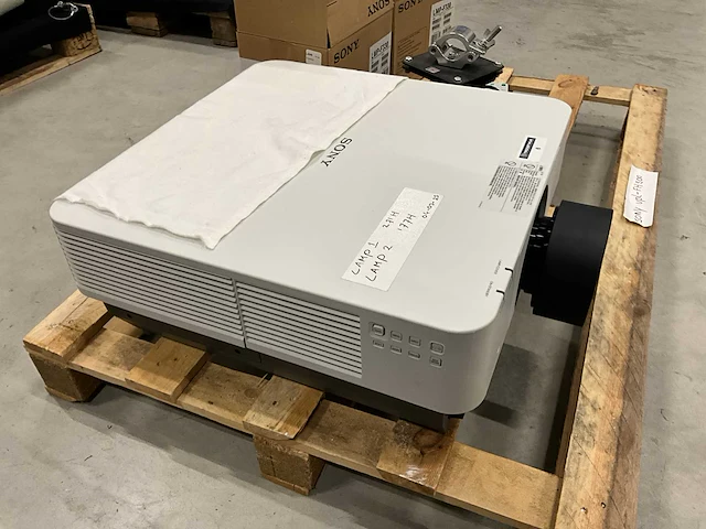 Sony - vpl-fh500 - projector - afbeelding 4 van  7