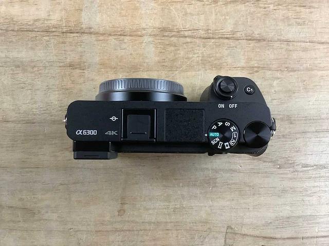 Sony a6300 - body - zwart + e pz 18-105mm f4 - afbeelding 13 van  15