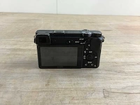 Sony a6300 - body - zwart + e pz 18-105mm f4 - afbeelding 14 van  15