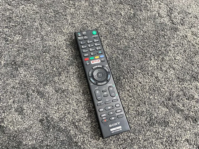 Sony bravia - 65" monitor op verrijdbaar statief - afbeelding 17 van  17