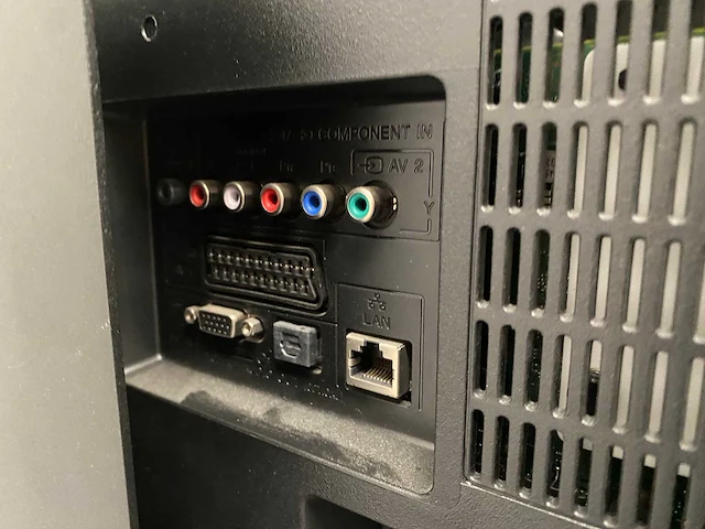 Sony bravia - 65" monitor op verrijdbaar statief - afbeelding 15 van  17