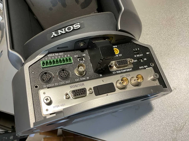 Sony brc-h700 color videocamera - afbeelding 3 van  4