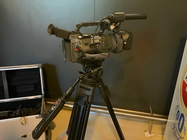 Sony dsr-pd150p videocamera - afbeelding 14 van  16