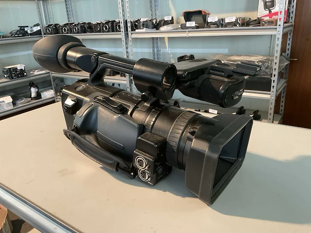 Sony hvr-z1u videocamera in koffer - afbeelding 3 van  6