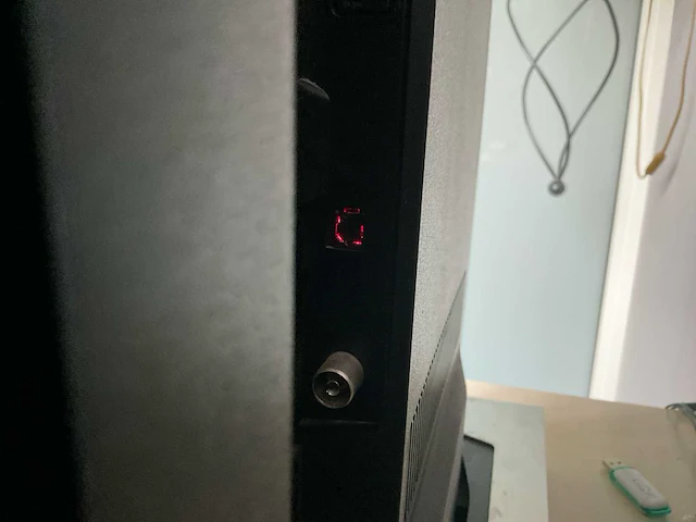 Sony kdl-40nx700 televisie - afbeelding 8 van  8