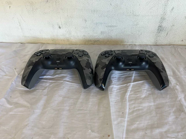 Sony playstation dualsense gray camouflage (2x) - afbeelding 2 van  2