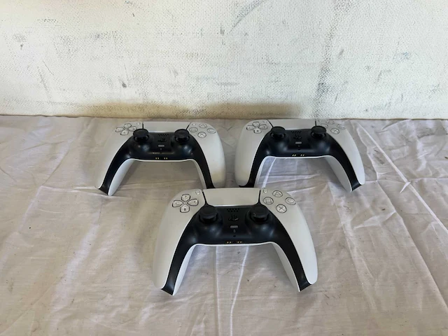 Sony ps5 dualsense draadloze controller - wit (3x) - afbeelding 2 van  2
