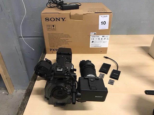 Sony pxw-fx9v videocamera - afbeelding 1 van  18