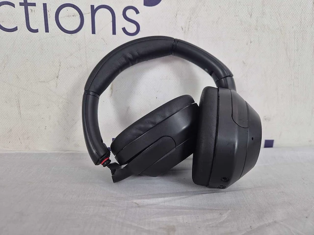 Sony ult wear - draadloze noise cancelling koptelefoon met ult power sound - zwart - afbeelding 3 van  3