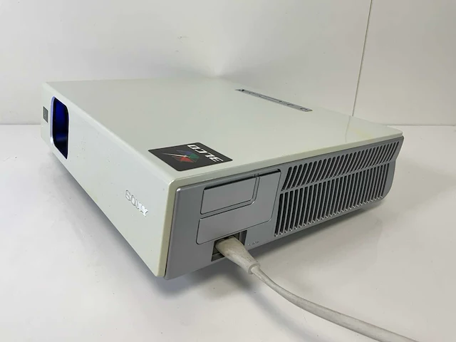 Sony (vpl-cx70) 2000 lumen xga projector (112 hrs - lamp hours) - afbeelding 3 van  7
