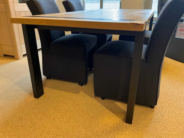 Soto verlengbare eiken eetkamertafel - afbeelding 1 van  11