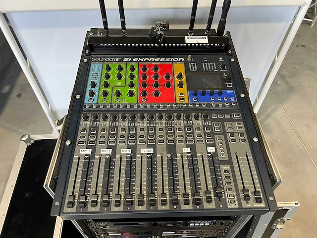 Soundcraft tascam shure - 19 inch - taperack - afbeelding 2 van  7