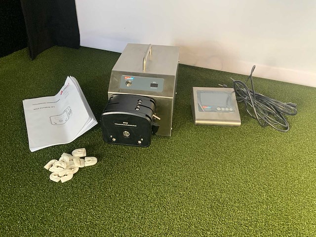 Sp1 peristaltische pomp met spc controller - afbeelding 1 van  7