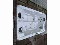 Spa builders 3 persoons amerikaanse spa jacuzzi en buitenspa - afbeelding 3 van  19