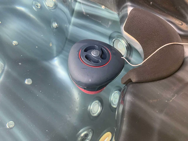 Spa jacuzzi - afbeelding 21 van  29