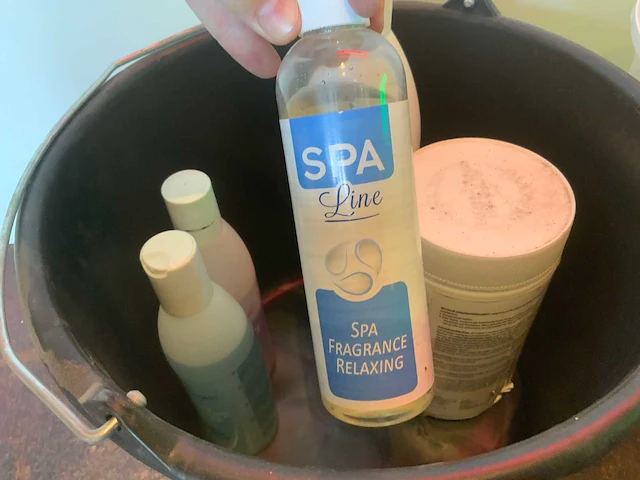 Spa jacuzzi - afbeelding 26 van  29