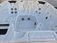 Spa king 5 persoons jacuzzi en buitenspa - afbeelding 8 van  13