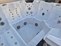 Spa king 5 persoons jacuzzi en buitenspa - afbeelding 11 van  13