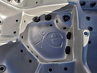 Spa net 5 persoons jacuzzi en buitenspa - afbeelding 21 van  30