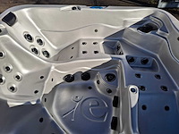 Spa net 5 persoons jacuzzi en buitenspa - afbeelding 26 van  30