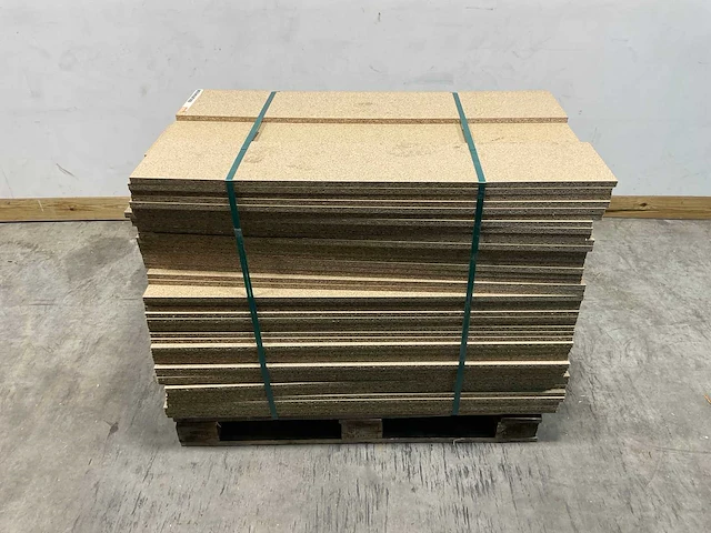 Spaanplaat - 125x26x1,8 cm (150x) - afbeelding 1 van  4