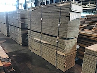 Spaanplaat groen met vinyl 18mm (100x) - afbeelding 1 van  2