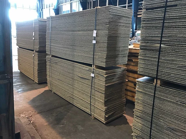 Spaanplaat groen met vinyl 18mm (100x) - afbeelding 1 van  2