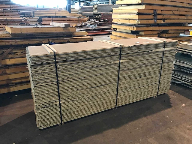 Spaanplaat groen met vinyl 18mm (135x) - afbeelding 3 van  5