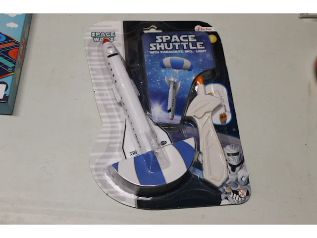 Space shuttle - afbeelding 3 van  3