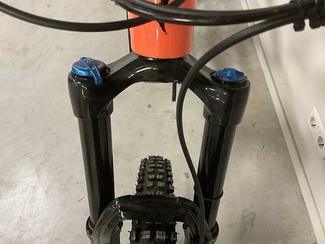 Spacialized turbo kenevo sl comp electriche mountainbike - afbeelding 16 van  17