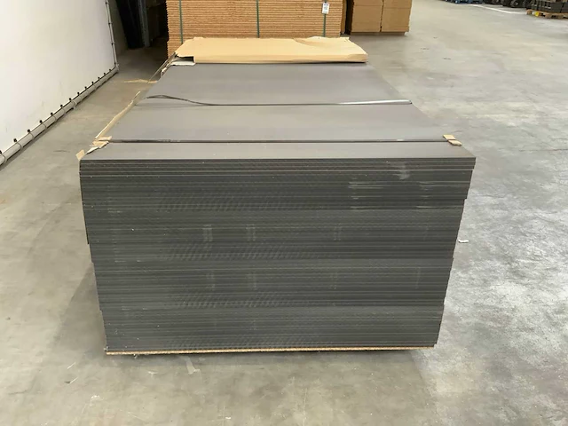 Spanolux - mdf umidax noir plaat 2440x1220x12mm (60x) - afbeelding 4 van  7