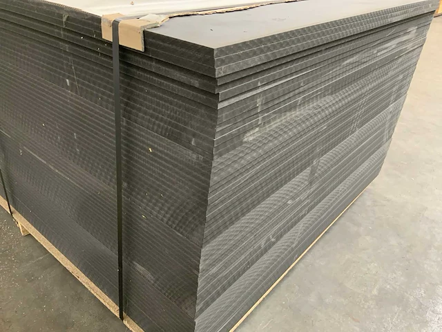 Spanolux - mdf umidax noir plaat 2440x1220x12mm (60x) - afbeelding 3 van  7