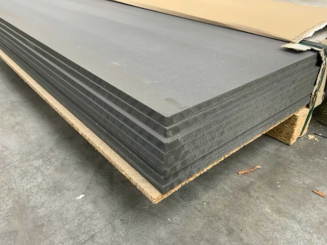 Spanolux - mdf umidax noir plaat 2440x1220x12mm (8x) - afbeelding 1 van  4