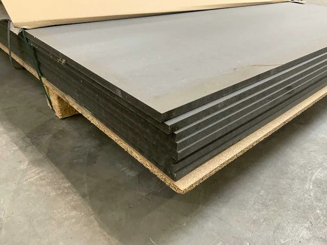 Spanolux - mdf umidax noir plaat 2440x1220x12mm (8x) - afbeelding 3 van  4