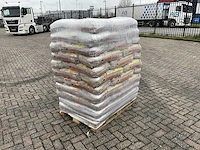 Sparky zak pellet korrels (66x) - afbeelding 1 van  8