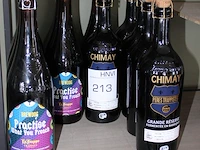 Speciaalbieren op schap waaronder chimay. twaalf flessen. - afbeelding 2 van  2