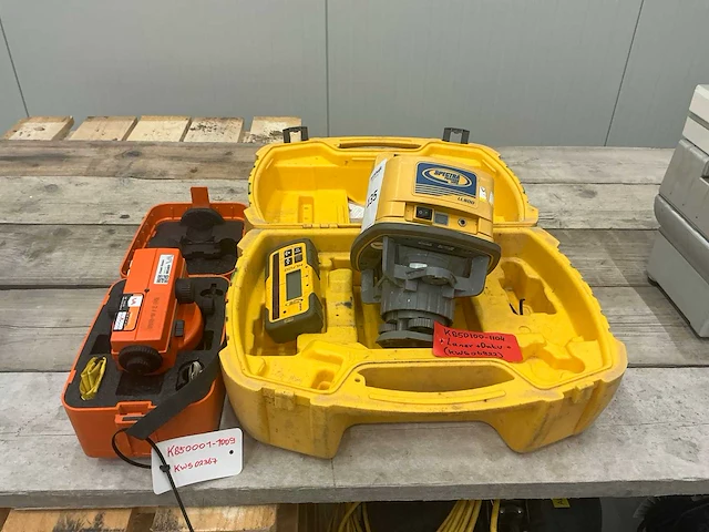 Spectra ll500 bouwlaser divers (2x) - afbeelding 1 van  6