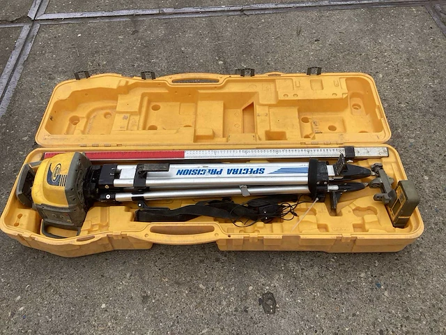 Spectra precision ll 300 s bouwlaser - afbeelding 1 van  6