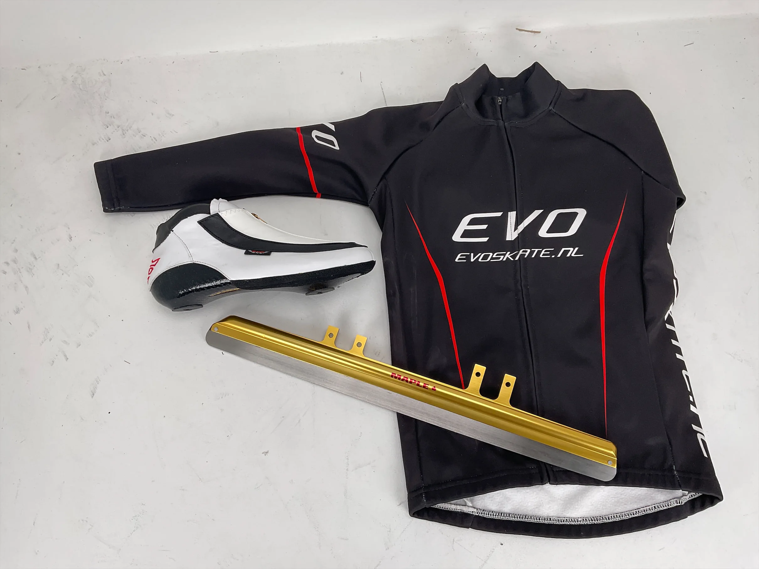 Speed en shorttrack schaatsen van maple, viking, bont en evo