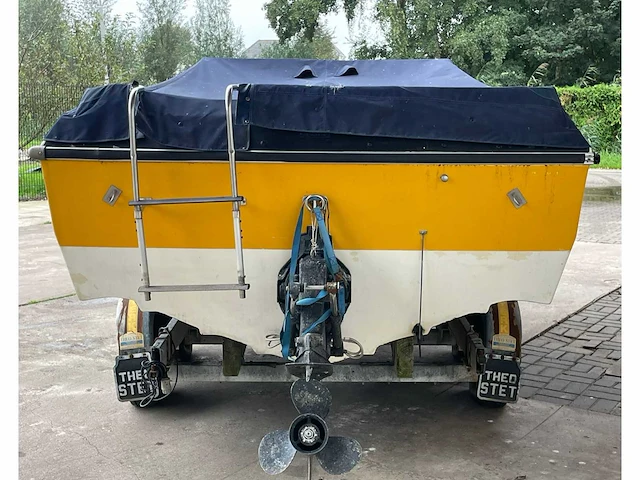 Speedboat browning malibu, 46-48-yb (exclusief trailer) - afbeelding 2 van  20