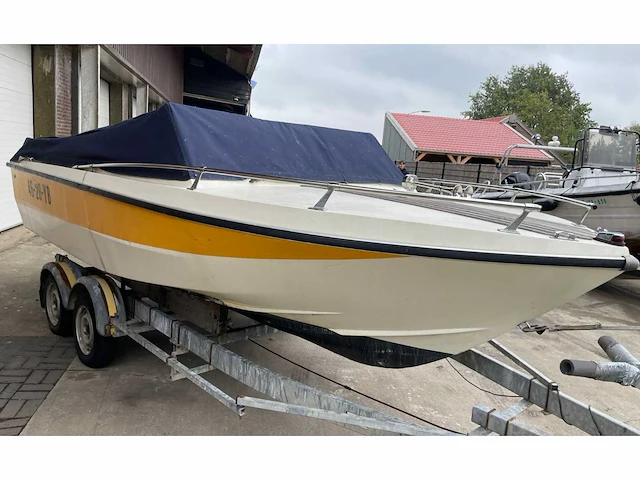 Speedboat browning malibu, 46-48-yb (exclusief trailer) - afbeelding 15 van  20