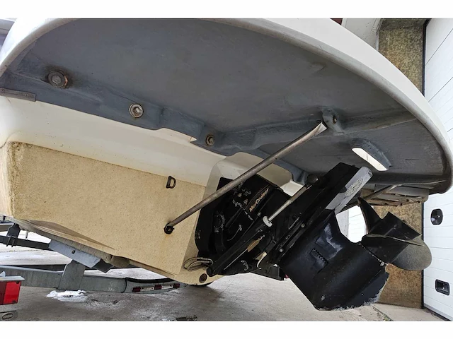 Speedboat maxum 1800 sr3, 01-74-yl (inclusief trailer) - afbeelding 17 van  35