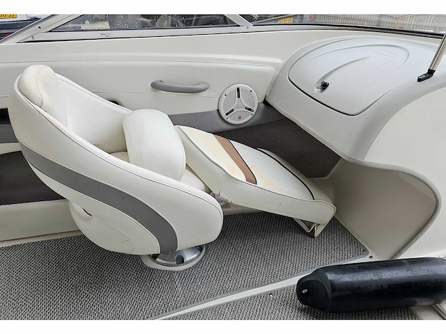 Speedboat maxum 1800 sr3, 01-74-yl (inclusief trailer) - afbeelding 27 van  35