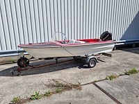 Speedboot + 15 pk mercuri buitenboordmotor - met trailer - speedboot - afbeelding 2 van  25